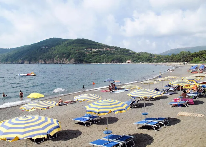 아파트 Elbamar Lacona I-2 By Interhome